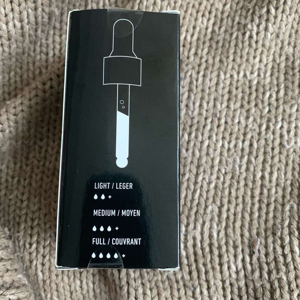 NYX Total Control Drop Foundation Chestnut - Picture 5 of 5